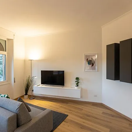 Matilde Modern Apartment-rental In 로마