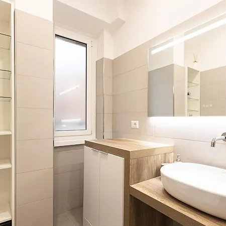 Matilde Modern Apartment-rental In Daire *