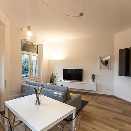 Matilde Modern Apartment-rental In * Rome